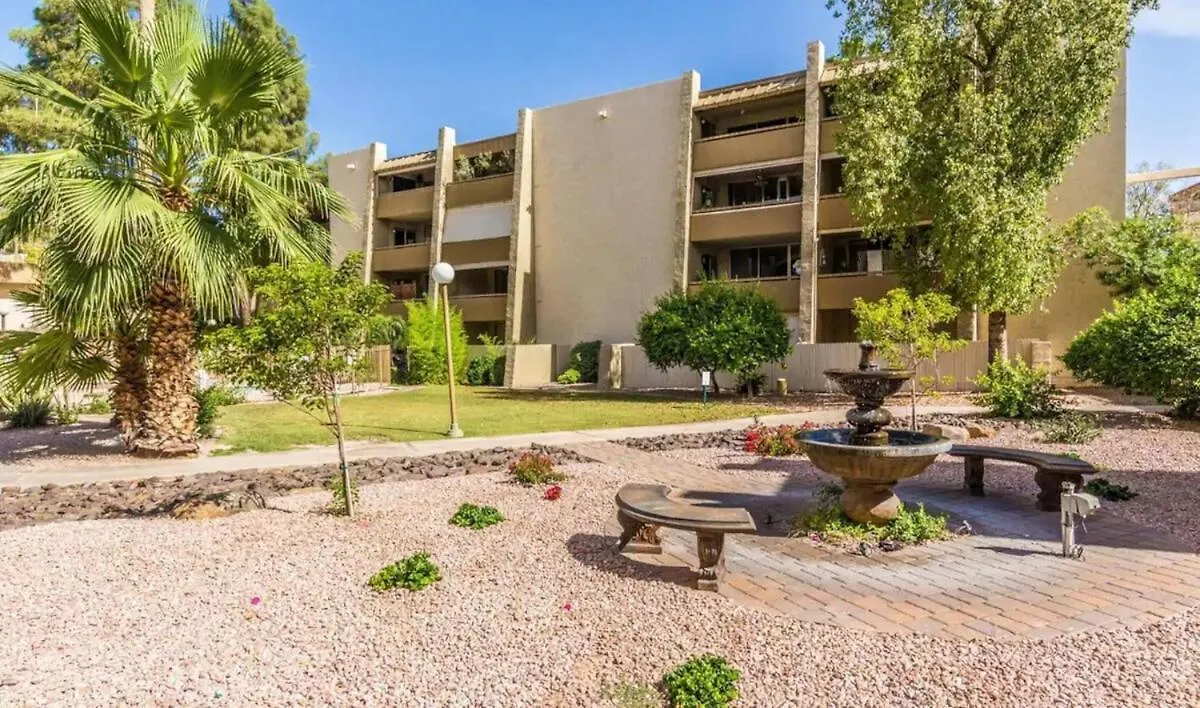 Διαμέρισμα Chic Condo With Parking Spot - Minutes To Old Town! Σκότσντεϊλ
